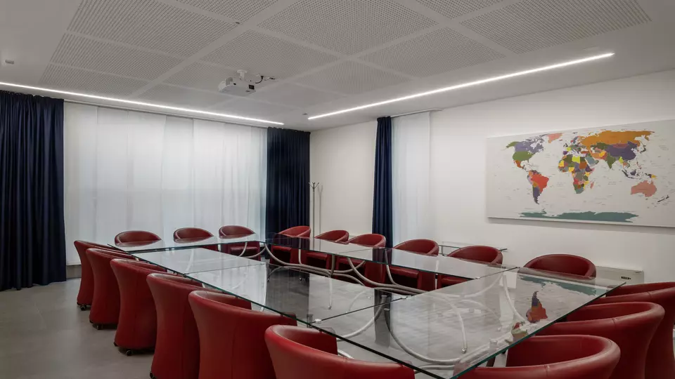 Saint-Gobain Italia - sede via Bensi - 6