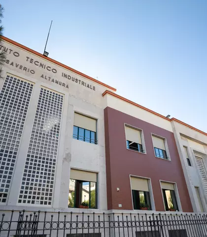 Istituto Tecnico Tecnologico ALTAMURA - da VINCI
