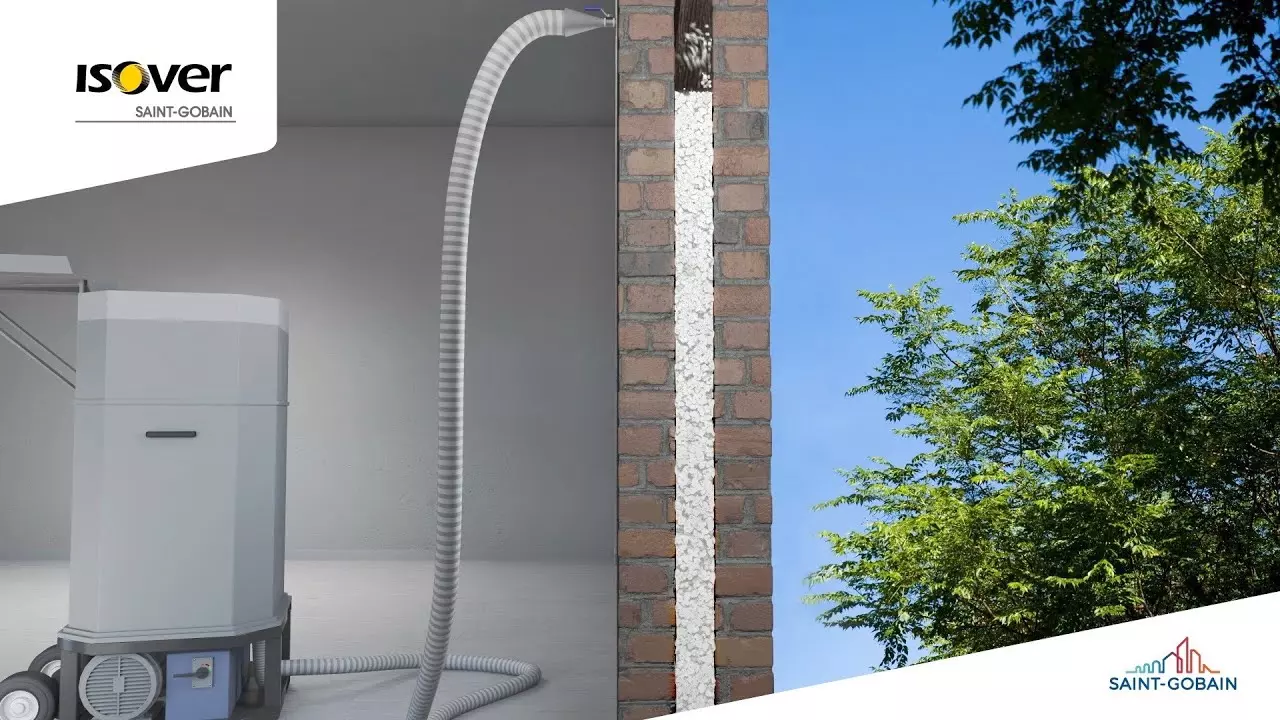 Insufflaggio in intercapedine: isolare le pareti con la lana di vetro Isover InsulSafe33 thumbnail